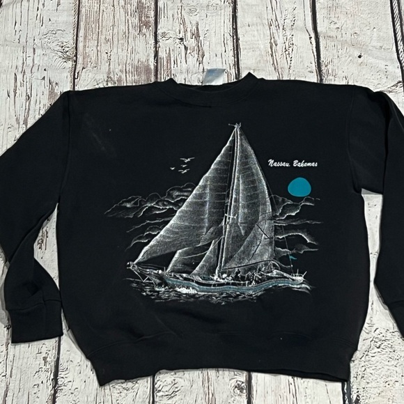 Vintage 1980s Nassau Bahamas Tourism Vacation Destination 80s Sweatshirt - Picture 3 of 4